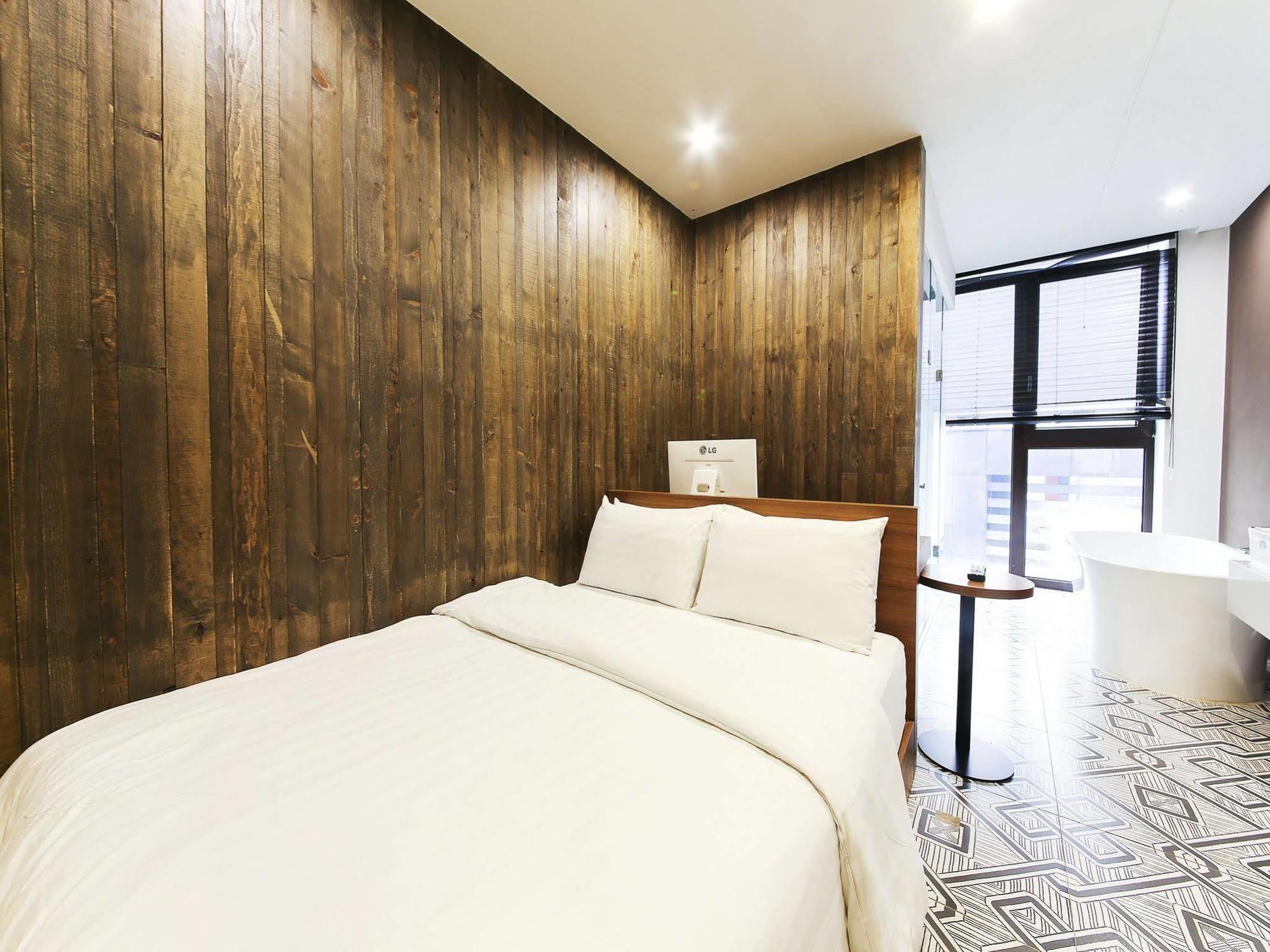 Jerry'S Planet Hotel Seoul Exterior photo